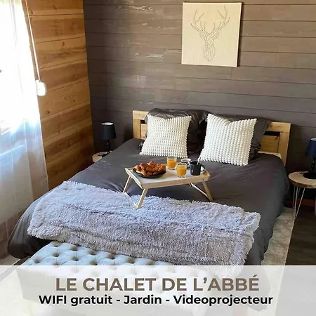 Le De L'abbe : Magnifique Maison Chaleureuse Chalé